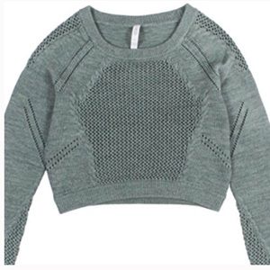Lululemon Crop Top Sweater size 4